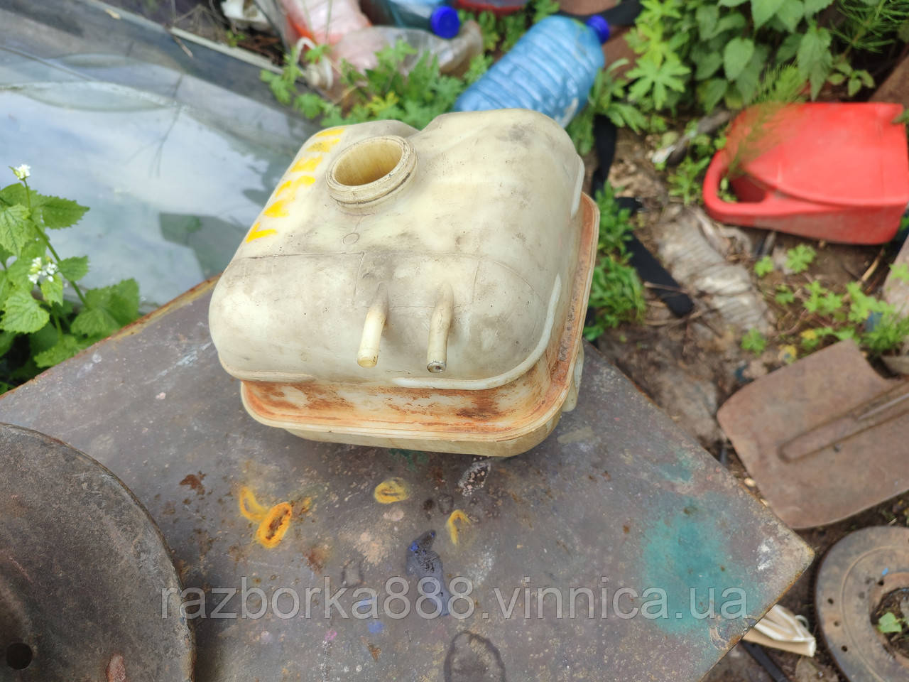 Бачок розширювальний Газель Соболь 2705-1311010-10