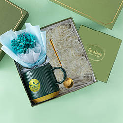 Сувенірний подарунковий набір 7X12 чашка + ніжка + букет із гіпсофли Blue 12957-81452