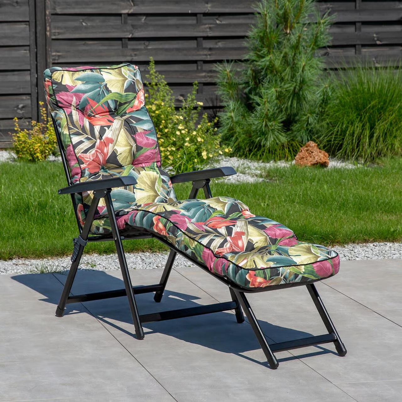 Лежак із м'якою подушкою Lena Lounger багатобарвний
