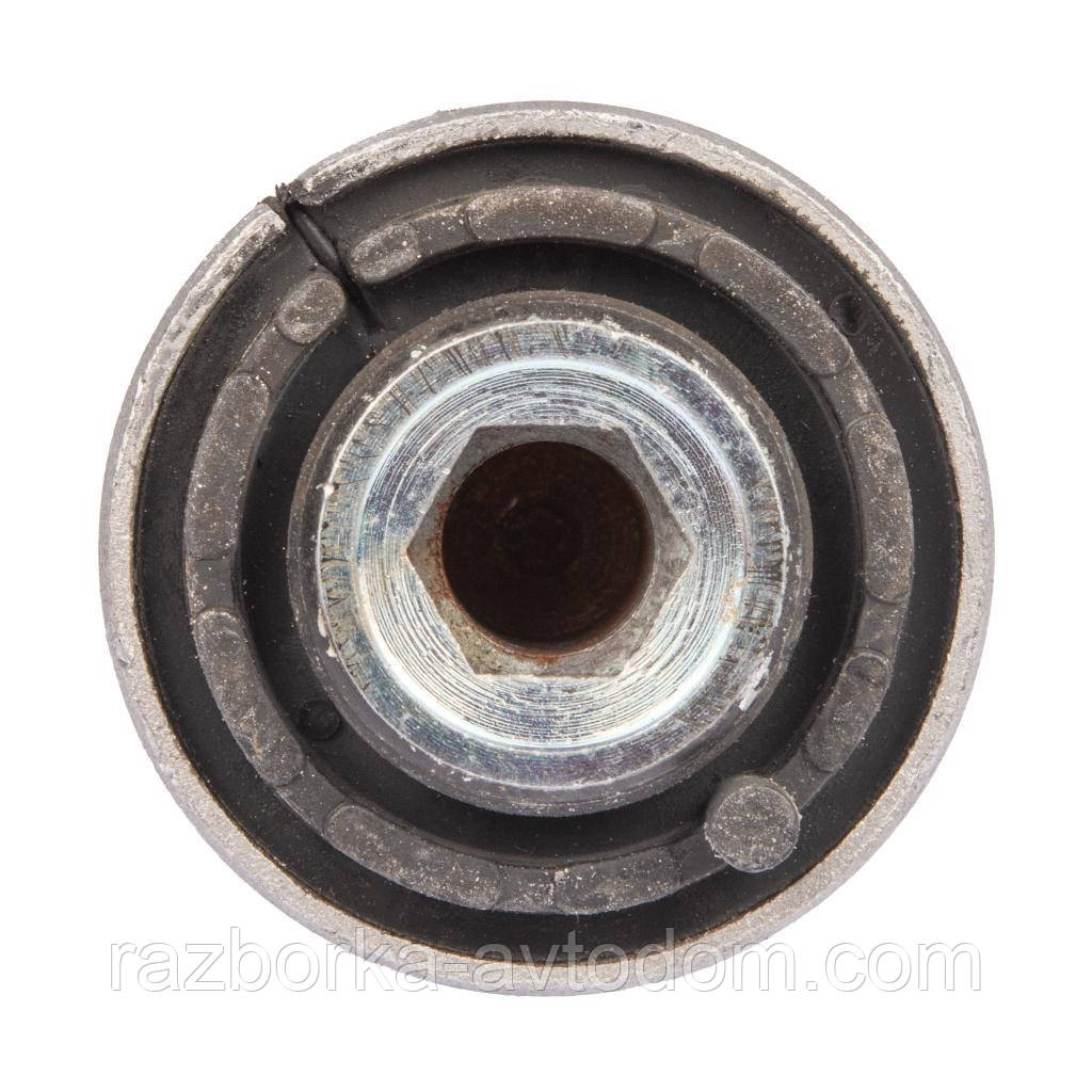 Сайлентблок переднього важеля ниж. Raiso (Швеція) MB C-Class S205, Мерседес Ц-Клас С205 #RL-323817M UAHYONT17, фото 1