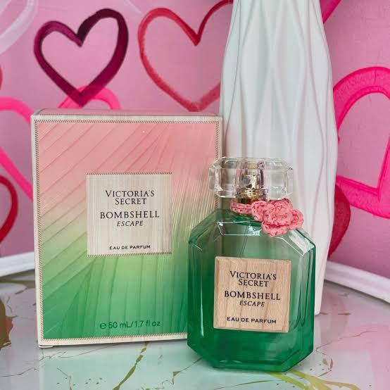 Парфюмерная вода Victoria's Secret Bombshell Escape  (Виктория Сикрет Ескейп) 100мл