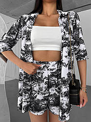 Стильний жіночий літній легкий базовий прогулянковий костюм двійка комплект короткі шорти та сорочка софт принт