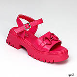 Жіночі трендові босоніжки на високій підошві, жіночі малинові босоніжки, спортивні жіночі босоніжки, фото 2