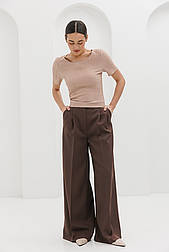 Жіноча однотонна футболка з еластичної жатки