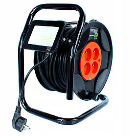 Подовжувач на котушці з ліхтарем Kraft&Dele KD4037, 30 метрів