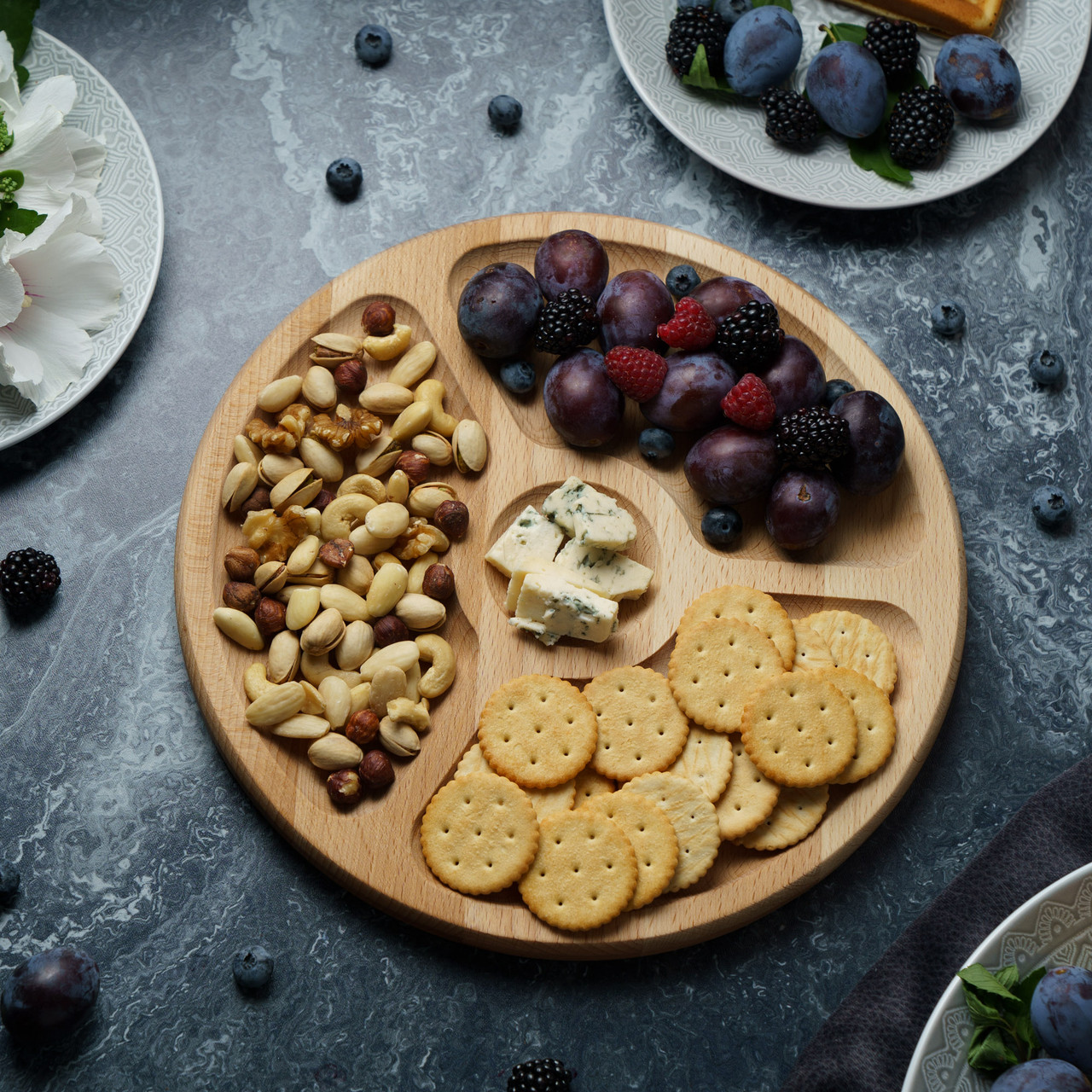 Дерев'яна кругла менажниця на 3 поділки, фото 1