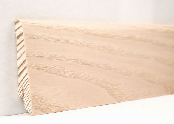 Плінтус дерев'яний шпонований Ясень вибілений , фото 1