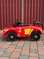 Дитячий спортивний електромобіль кабріолет зі спойлером Cabrio 6V 5A (пульт, LED-фари, музика, педаль газу), Червоний, фото 4