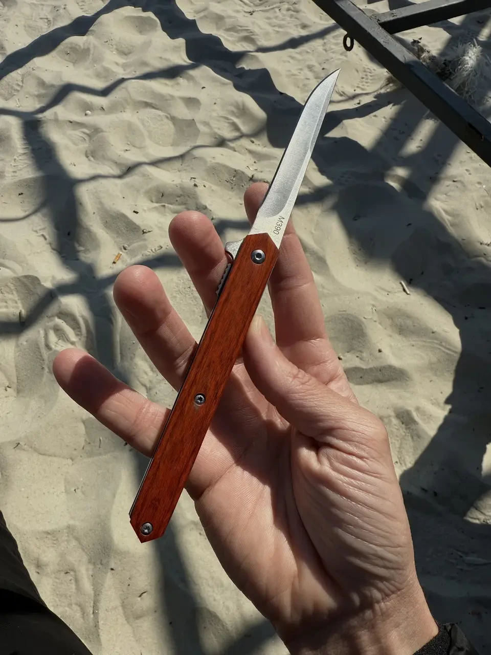 Ніж розкладний 2-2225 сталь М390 Gorillas BBQ KN190