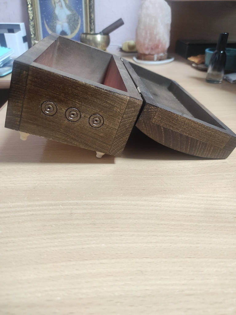 Дерев яна різьблена шкатулка - фото покупців 2