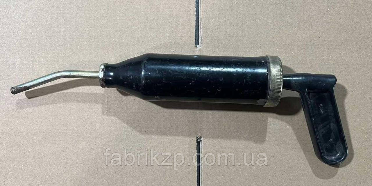 Шприц маслозаливний для тракторів ЮМЗ, МТЗ Ш1-3911010А