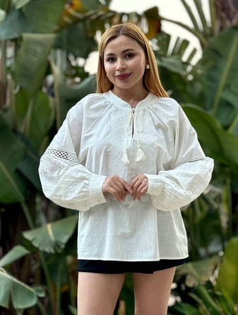 Вишиванка жіноча білого кольору з білою вишивкою розміри 48, 50, 52, 54, фото 1