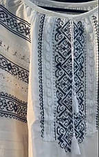 Вишиванка жіноча білого кольору з чорною вишивкою і мереживом розміри 50, 52, 54, фото 5