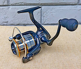 Котушка безінерційна для фідерного та спінінгового лову "FISHING REEL 5000" 5.2:1