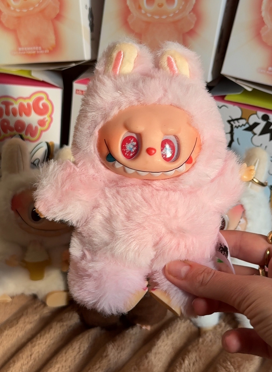 М'яка іграшка-сюрприз Labubu Лабубу - брелок 15 см