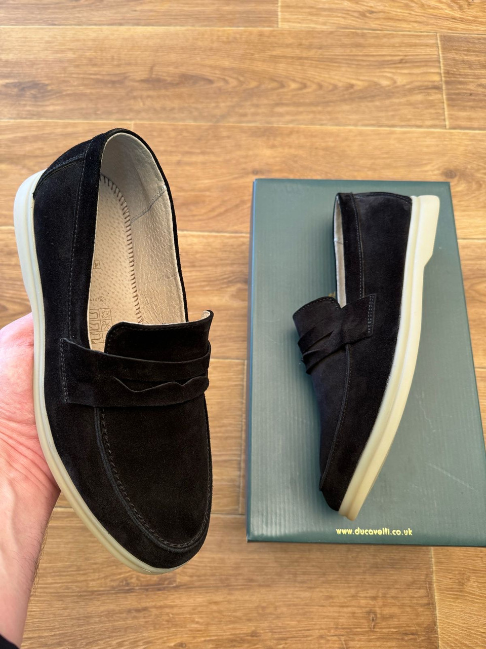 Лофери чоловічі замшеві на білій чорній підошві 40 розмір, фото 1