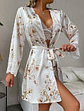 Атласний набір халат і піжама з квітковим візерунком - білий S (ПІЖ-ХАЛ-ШОР-КВІ-БІЛ), фото 3