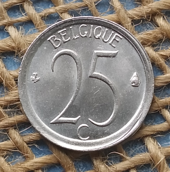 25 сантимiв 1975 року. Бельгiя