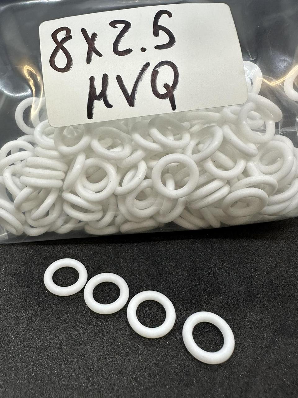 Ущільнювальне кільце O-ring MVQ70 8*2.5, фото 1