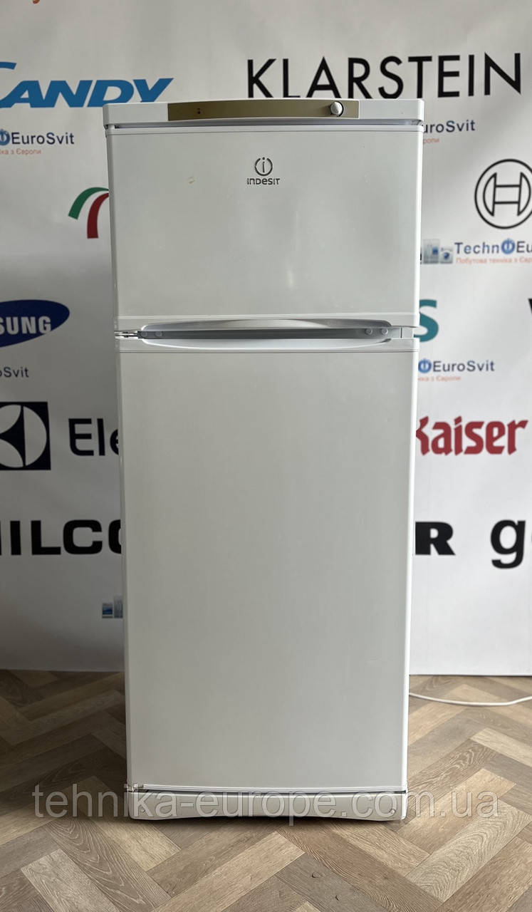 Холодильник	Indesit вживаний	Б1255/1