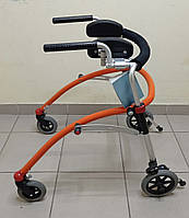 Б/У Задньо-стійкі ходунки для активних дітей із ДЦП. R82 Crocodile Gait Trainer size 2 (Used) + Hip Supports