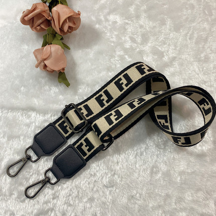 Ремінь для сумки текстильний малюнок літери, шкіряна чорна вставка, темна фурнітура 10033, фото 1