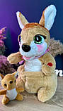 Інтерактивна іграшка M 17061 (48) “Кенгуру”, висота: 30 см, пісні англійською мовою, на батарейках, рухає головою, магнітні, фото 4