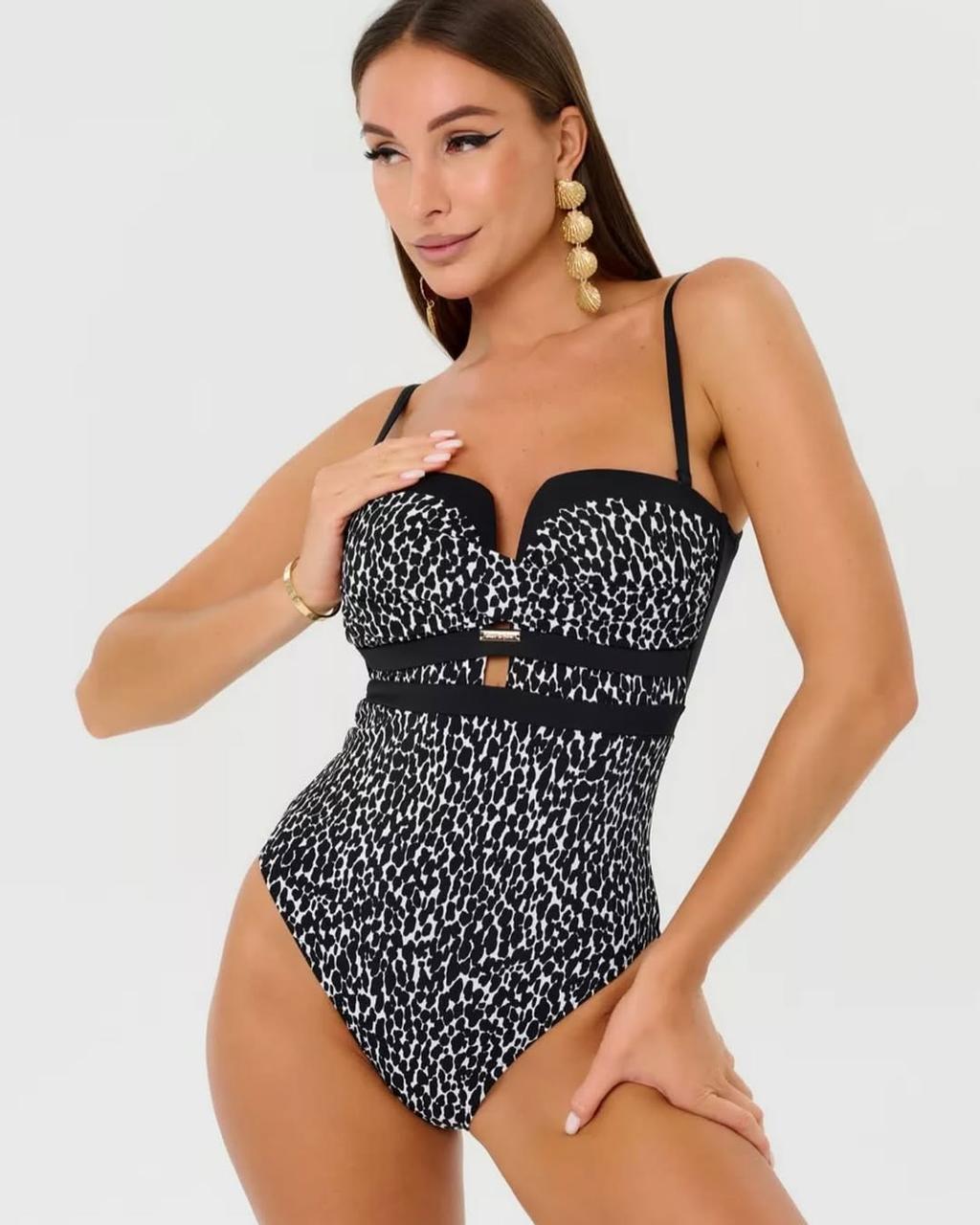 Купальник 2025 слитный Sisianna 53823 черный (В НАЛИЧИИ ТОЛЬКО 44 46 48 50 52 УКР р-ры)