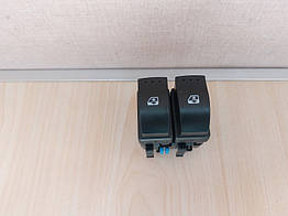 Кнопки склопідйомника лівих дверей Renault Trafic 2, Opel Vivaro, Nissan Primastar (2000-2014), 8200108269