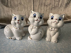 Статуетка кішки