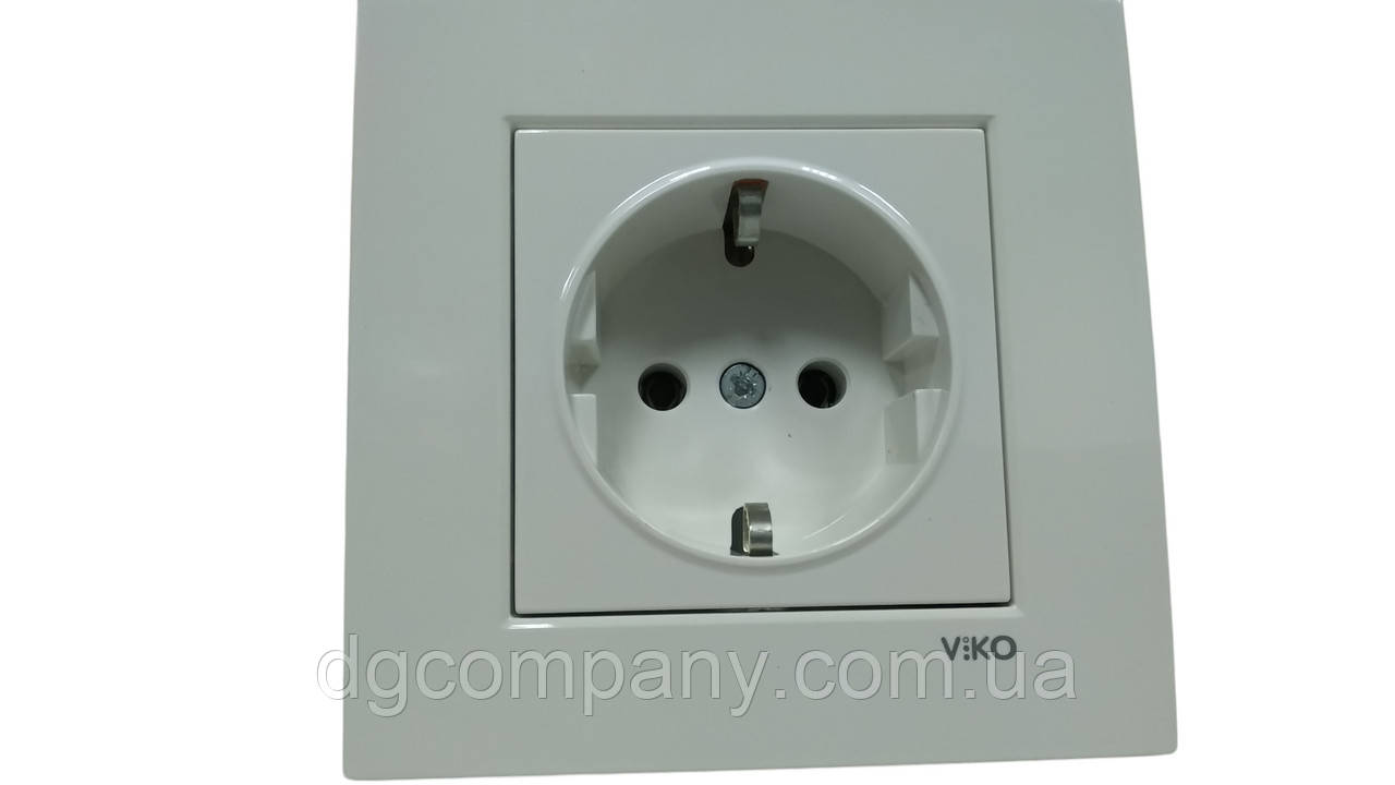 Розетка із заземленням Viko Karre біла 90960008