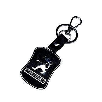 Брелок з логотипом авто Peugeot, карабін та кільце, металевий зі вставками натуральної шкіри.