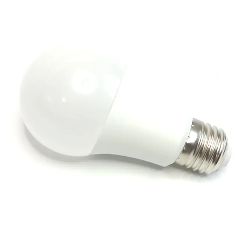 Лампочка розумна E27 SMART WI-FI APP TUYA 10010