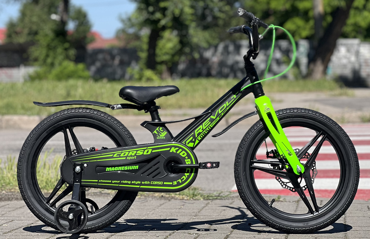 Велосипед дитячий 18" Corso Revolt MG-18358 чорно-зелений на зріст 105-115 см