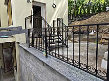 Ганок металевий с кованими перилами 2