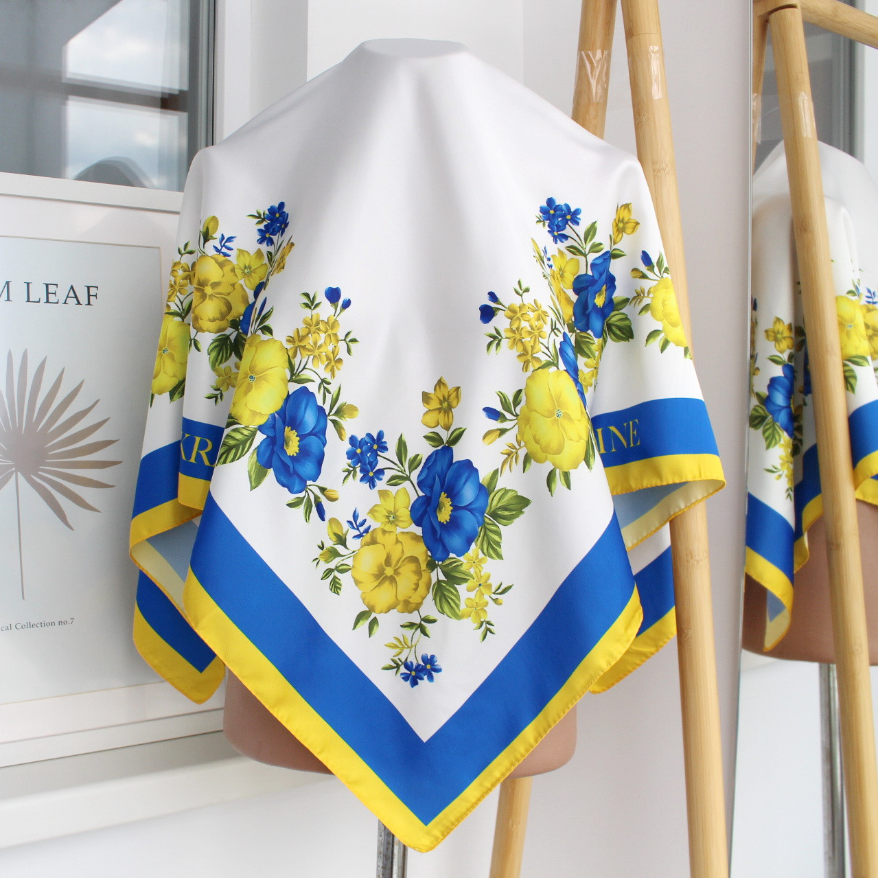 Хустка патріотична 90х90см "Душа" 218021, фото 1