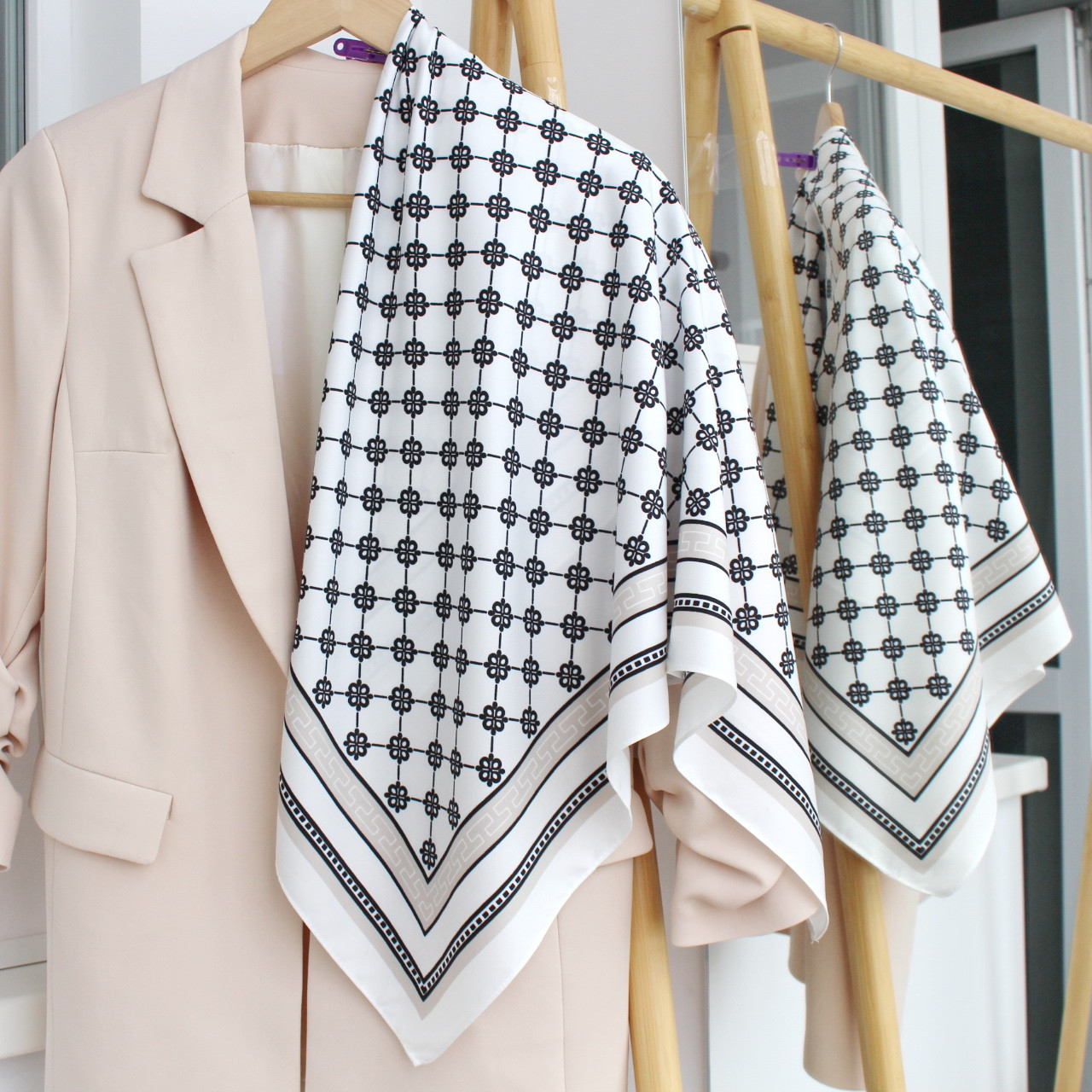 Хустка шовкова "Сандра симфонія" біла  208094, фото 1