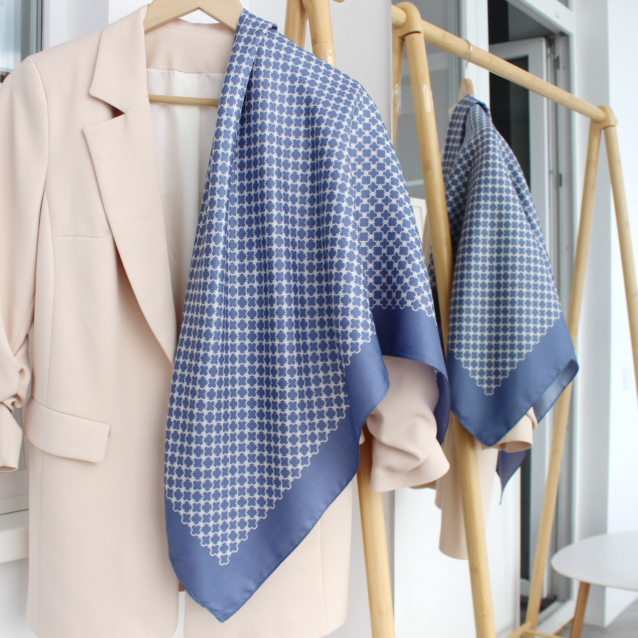 Хустка шовкова "Сандра вінтаж" синя 208132, фото 1