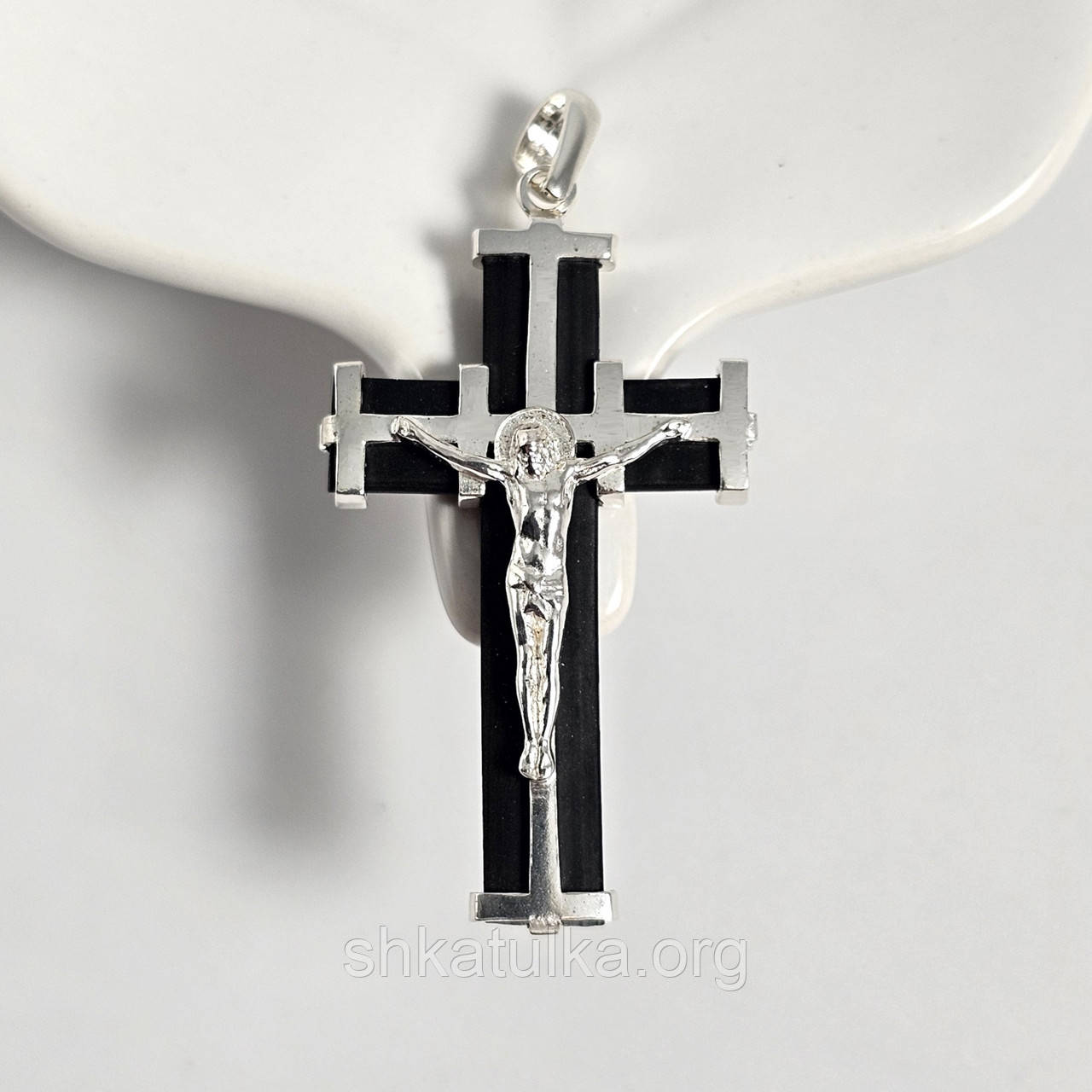 Хрестик каучуковий зі сріблом і розп'яттям масивний