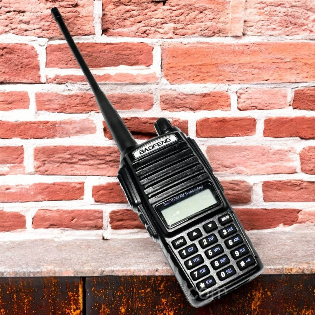 Радіостанція портативна Baofeng UV-82 8 Ватт з гарнітурою Bigtorg.com
