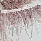 Пір’я 6-9см страусине колір пудровий на стрічці
