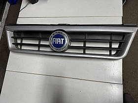 Решітка радіатора б/в FIAT DUCATO 02-06 р.в.