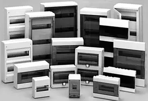 Пластикові розподільні щити та бокси