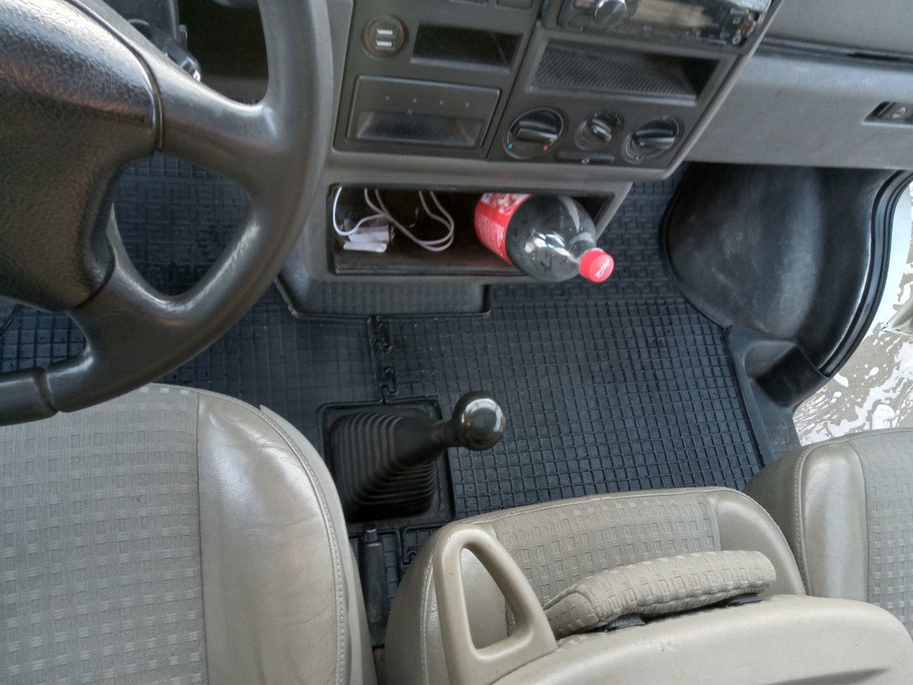 Гумові килимки (2 шт, Polytep) для Volkswagen T4 Caravelle/Multivan, фото 1