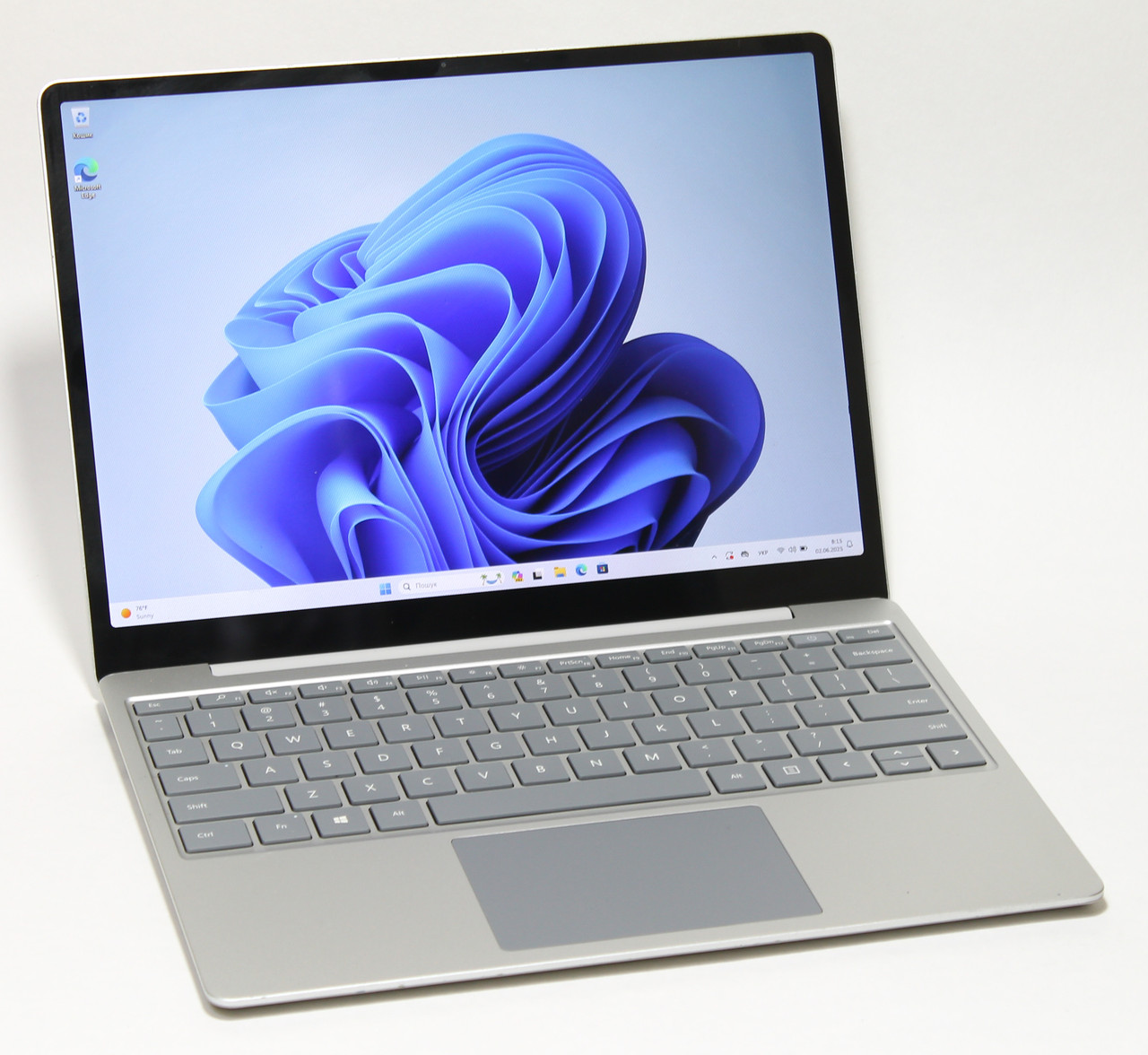 Microsoft Surface Laptop Go 1943 8Gb+128Gb SSD core i5 (10th Gen) Win 11 Pro