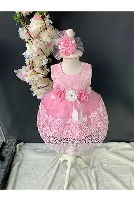 Ошатні сукні для новонароджених