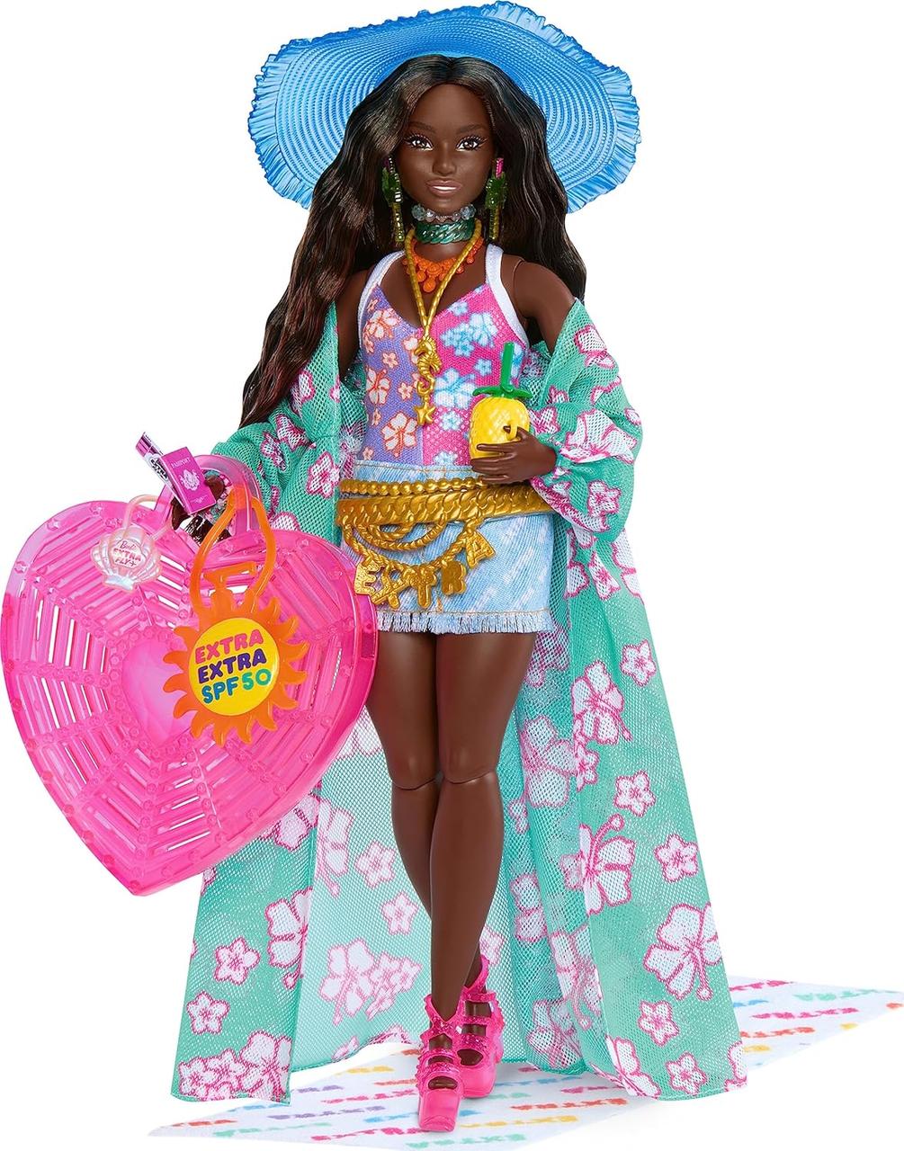 Лялька Барбі Екстра Подорож Відпочинок на пляжі Barbie Extra Fly Beach-Themed Travel Fashion Doll HPB14