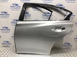Двері задня ліва Infinity Q50 V37 2.2 DIESEL OM651 2013 (б/у)