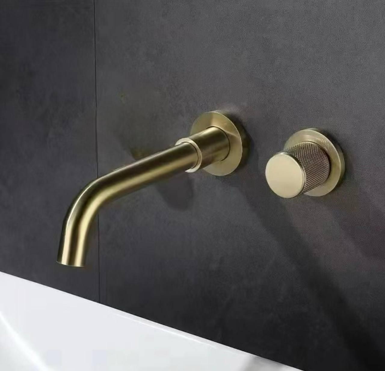 Змішувач для умивальника вбудований FUTURA Milan Brushed gold Матовое золото