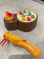 Гра Y33925A-Y33930A нагодуй пташеня, магнітна, пеньок, 2 кольори, музика, на батарейках, в коробці 18-15-9 см., фото 3